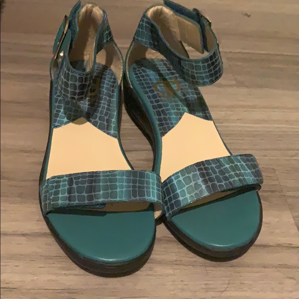 Snake Skin Patterned Low Wedges